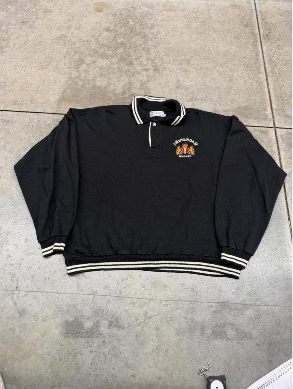 vintage amsterdam holland destination black collared crewneck size xl